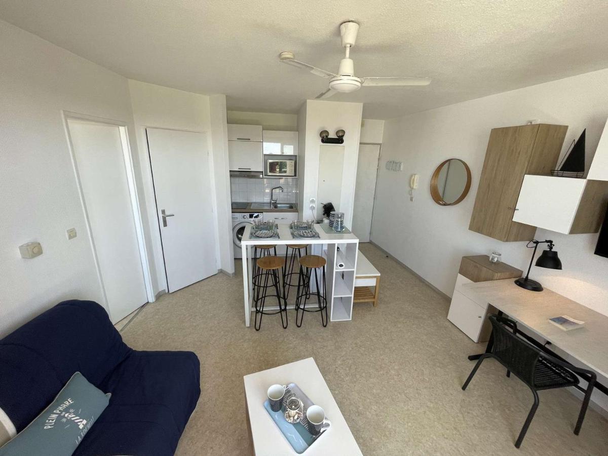 2 Pieces, Piscine, Balcon, Parking, Proche - La Rochelle - Fr-1-246-529 La Rochelle (Charente-Maritime)